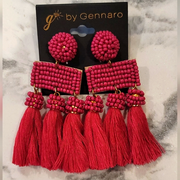 Jewelry - NEW Raspberry Beaded Tassel Costume Jewelry Earrings